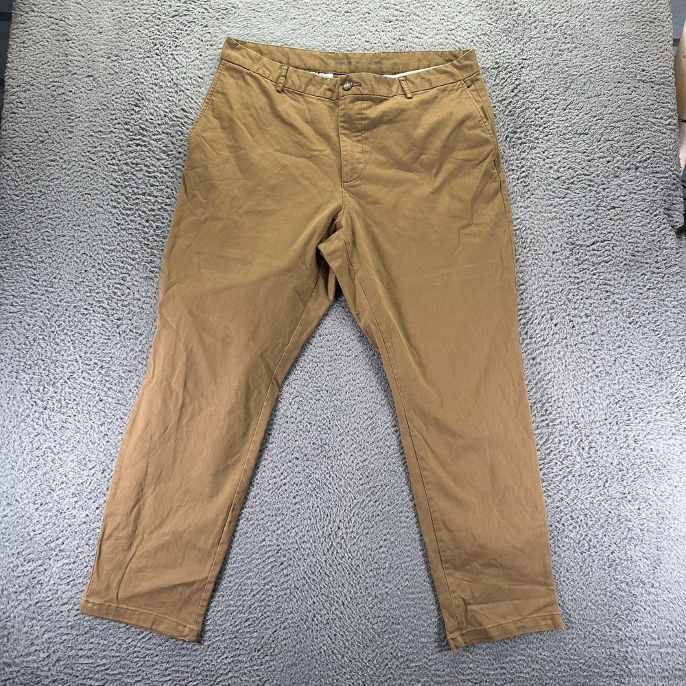 Old Navy Built-In Flex Pant Mens 38x30 Brown Cotton Chino Athletic Preppy Career